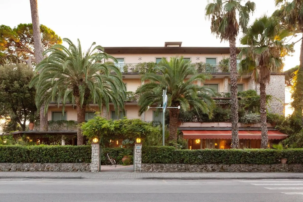Hotel Mignon Forte dei Marmi 3*,  Italy