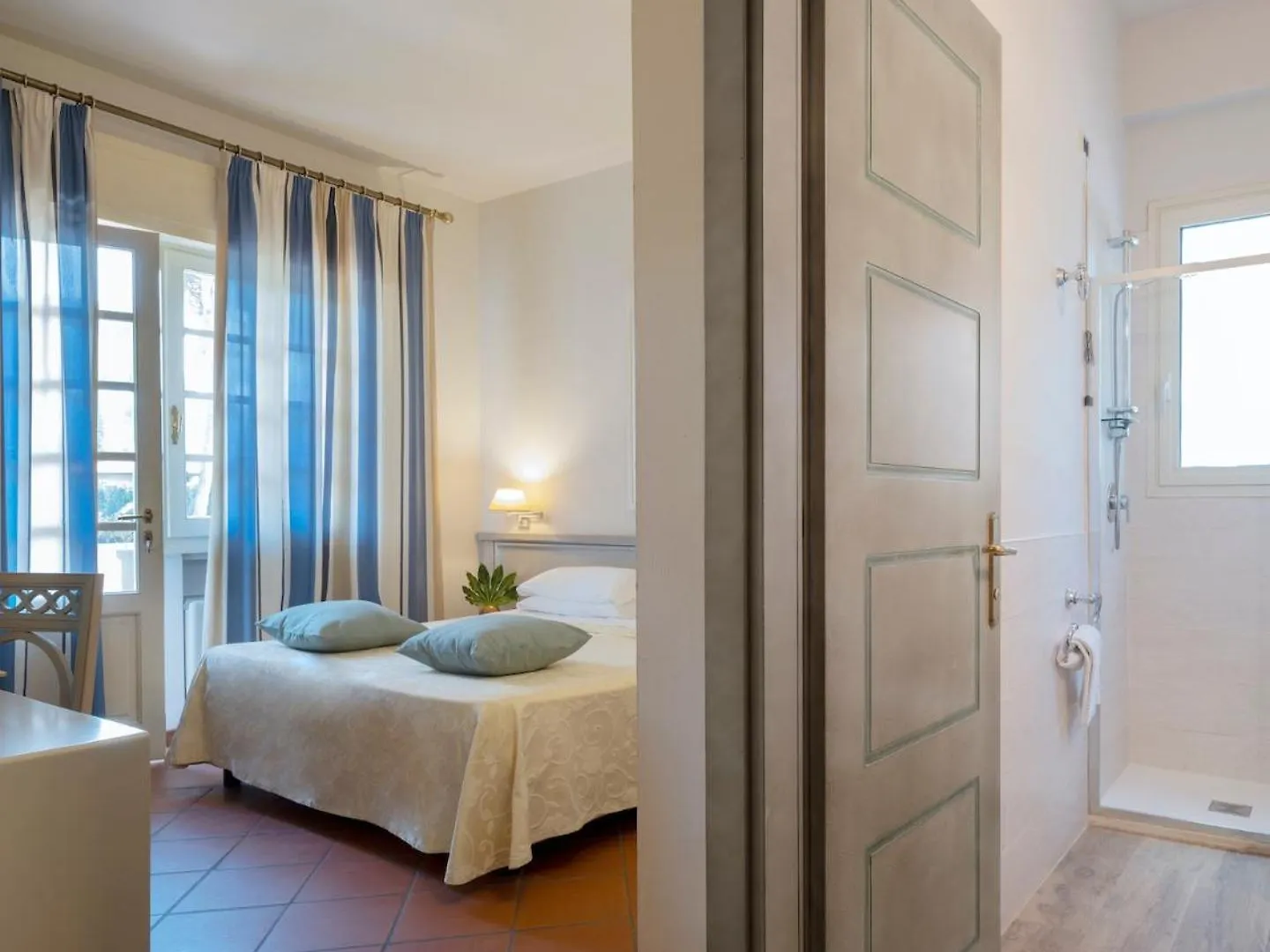 Hotel Mignon Forte dei Marmi 3*,  Italy